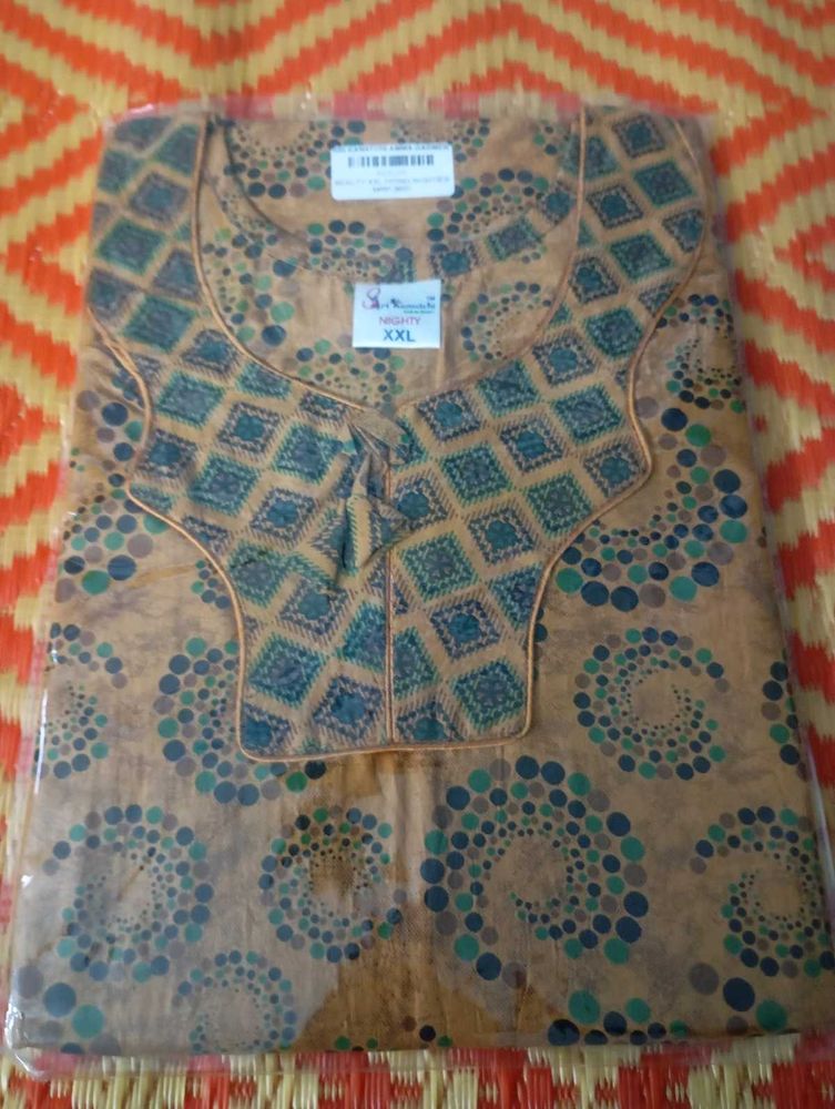 Comfortable Piping Nighty XXL