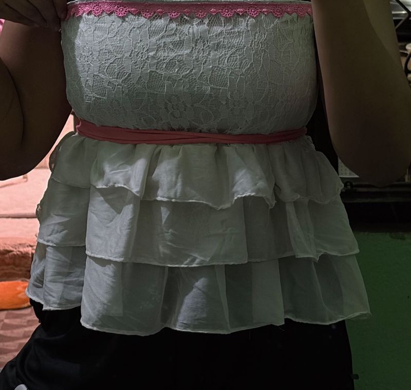 Chic Lace &amp; Ruffle Tube Top