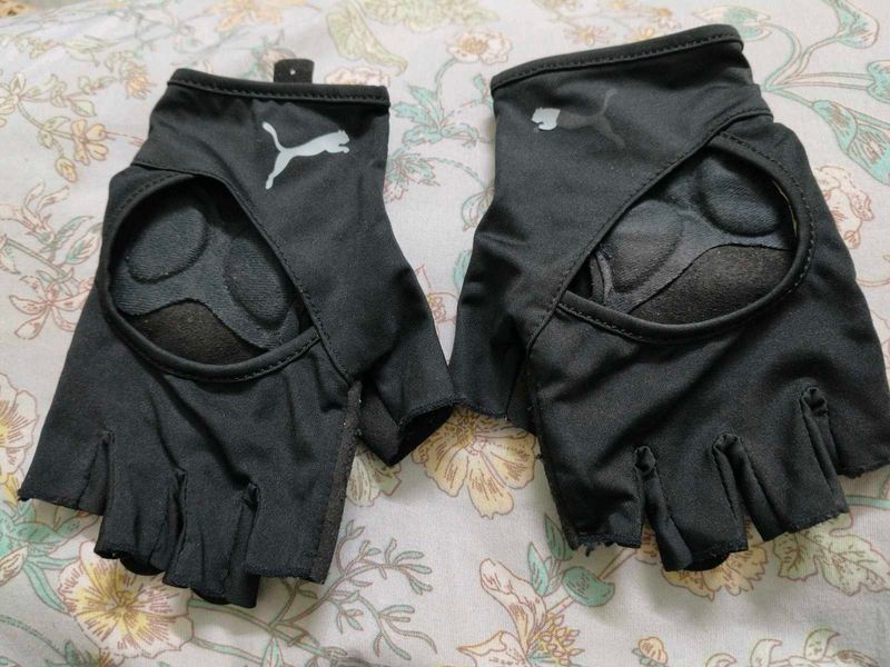 Puma Fingerless Workout Gloves