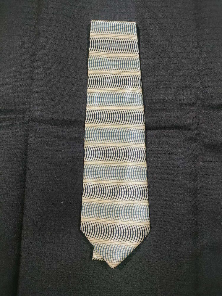 Classic Patterned Neck Tie