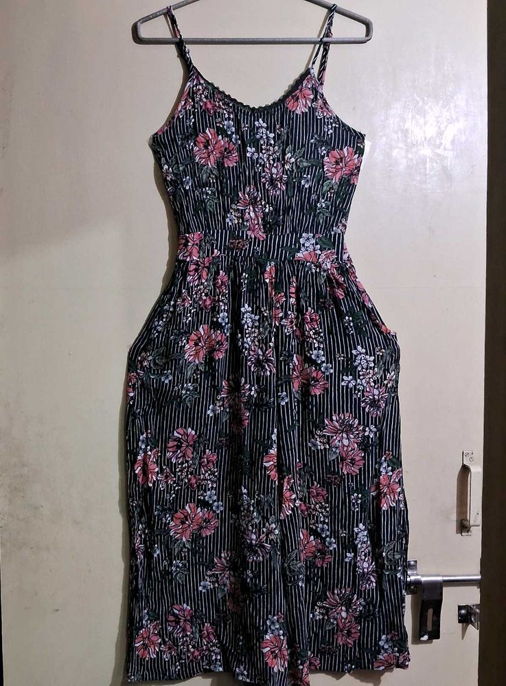 Floral Print Jumpsuit with Pockets