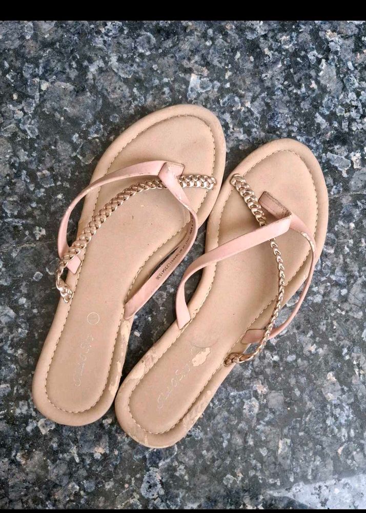 Women's Pink Chain Detail Flip Flops