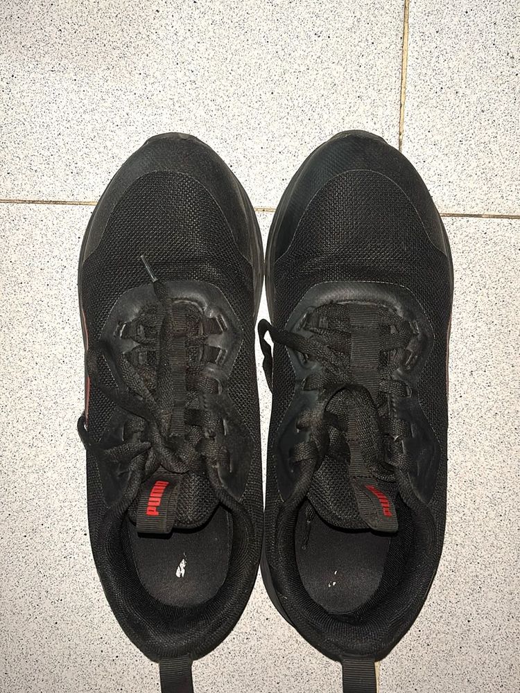 ORIGINAL PUMA Black Sports Shoes | Like New | Size