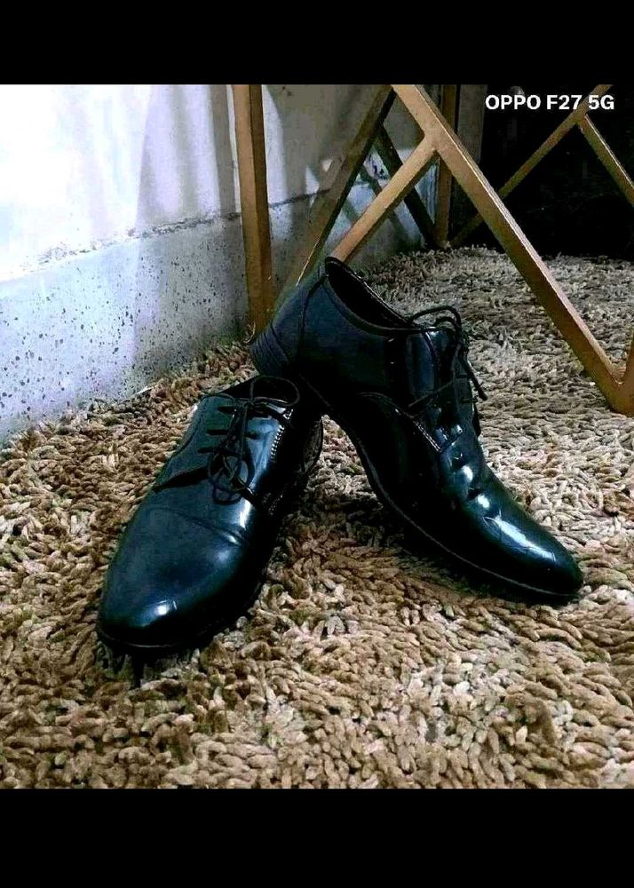 6. BLACK CLASSIC FORMAL SHOES