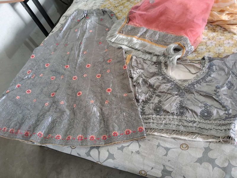 Elegant Grey Lehenga Choli Set