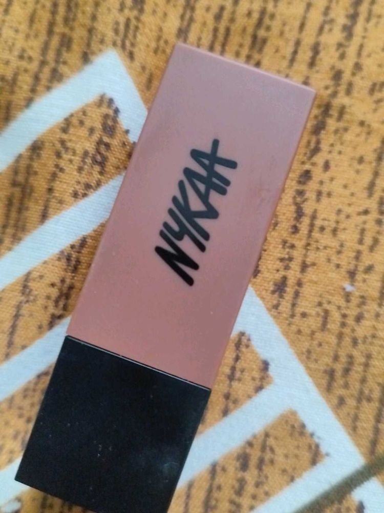 nykaa ultra matte lipstick (shade jane)