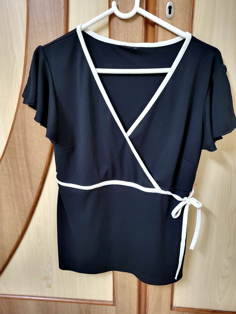 Stylish Black Top Never Used