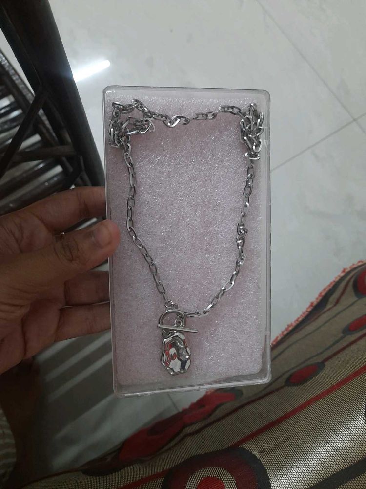 Chunky Silver Chain Necklace with Pendant