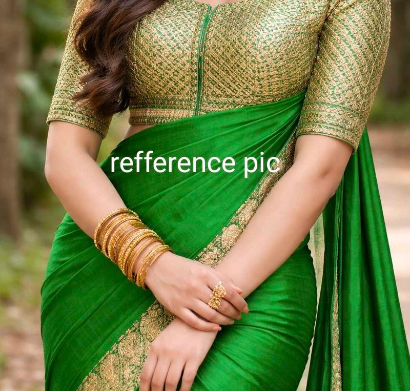 Green &amp; Gold Border Saree with Blouse