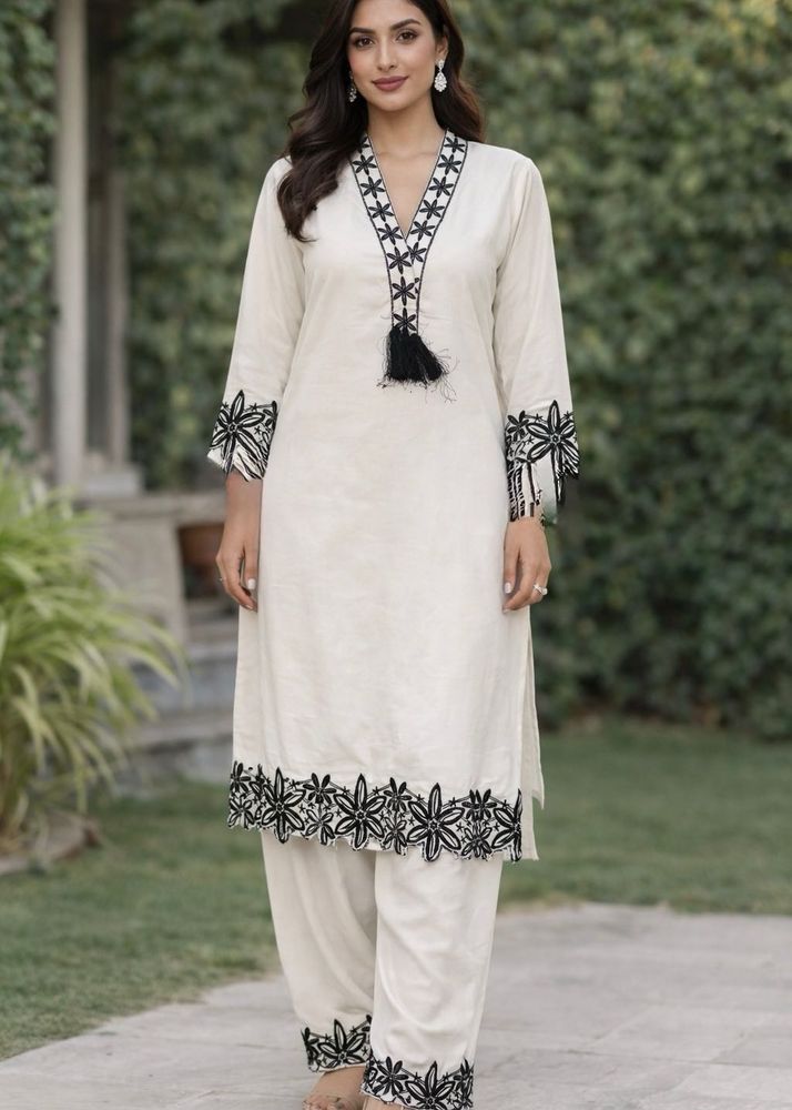 Elegant Embroidered Kurta with Pants