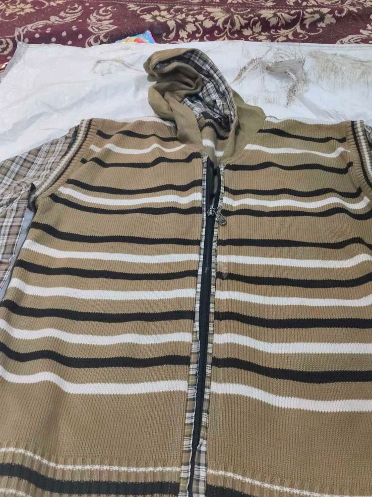 Stylish Striped Zip-Up Hoodie