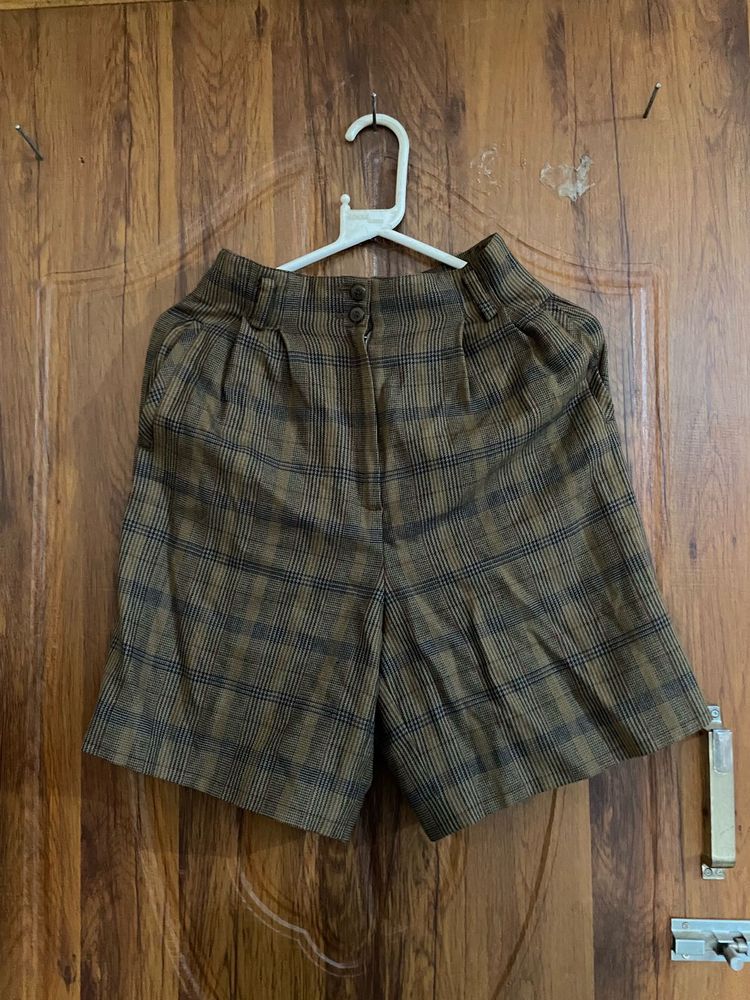 Plaid Vintage High-Waisted Shorts