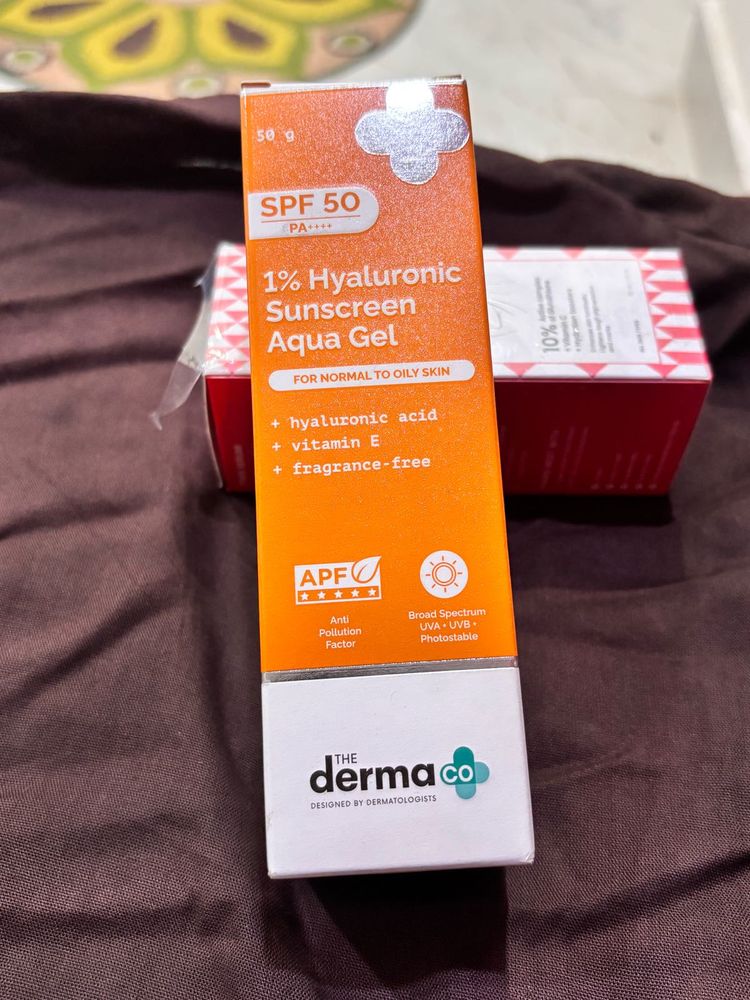 The Derma Co. 1% Hyaluronic Sunscreen Aqua Gel SPF