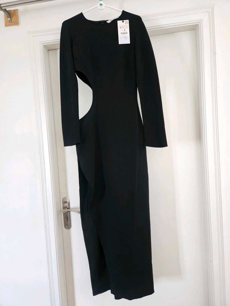Zara Chic Black Cut-Out Long Sleeve Dress