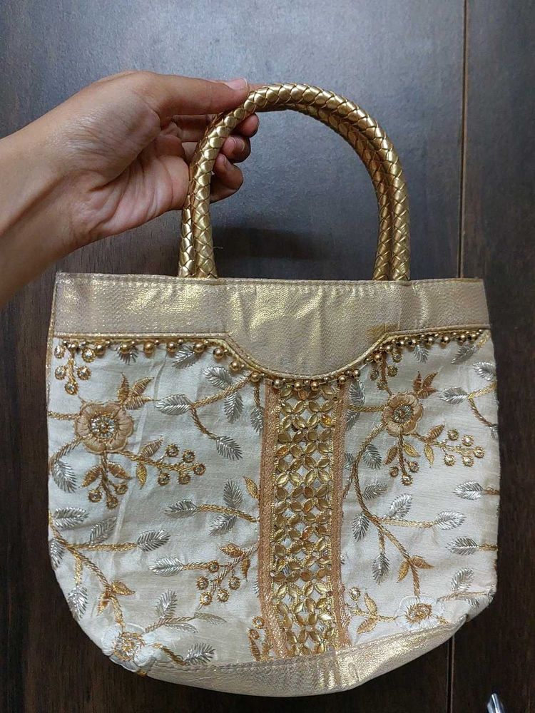 Embroidered Handbag/Clutch bag
