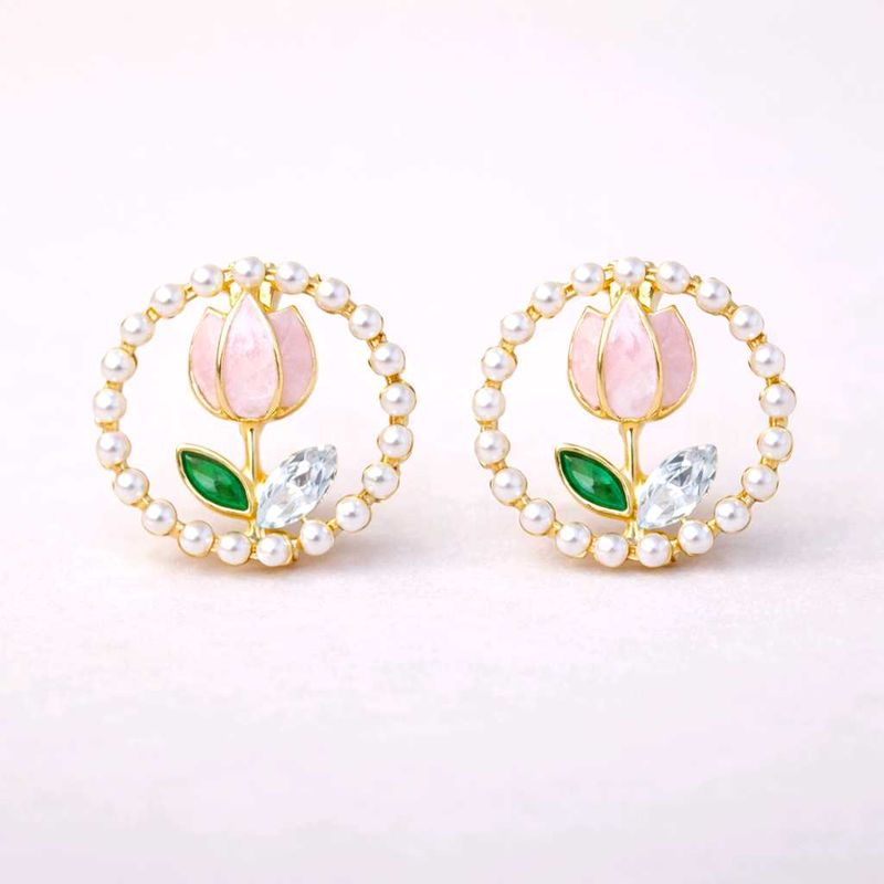 Tulip Pearl Earrings