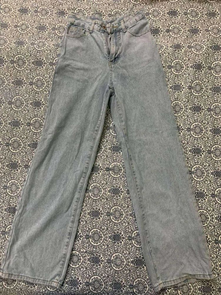 Light Wash Wide Leg Jeans