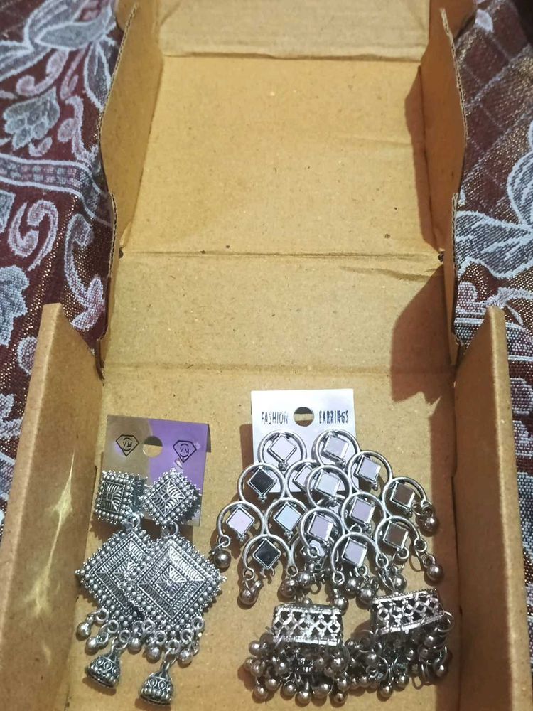 Silver Jhumka Earring Set