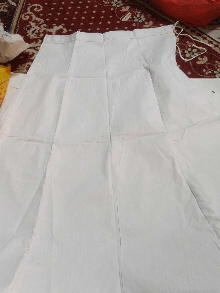 White Petticoat/Underskirt for Sarees
