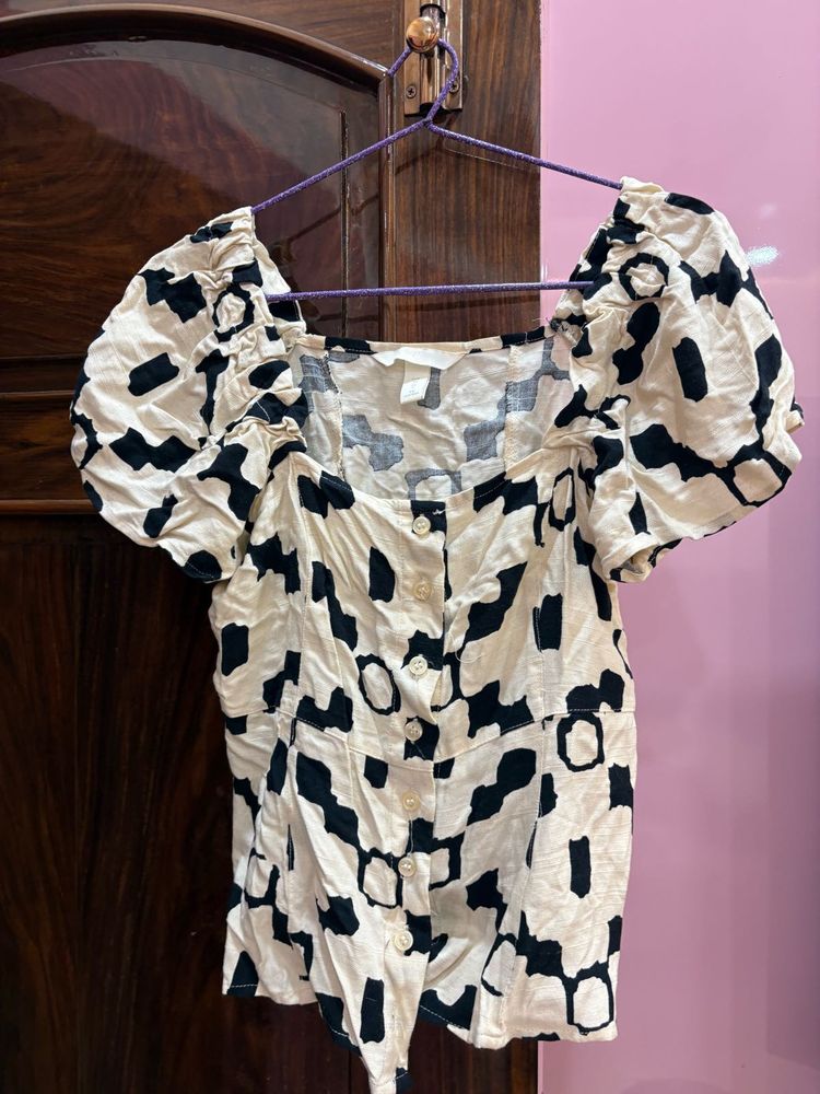 Cream &amp; Black Abstract Print Puff Sleeve Top