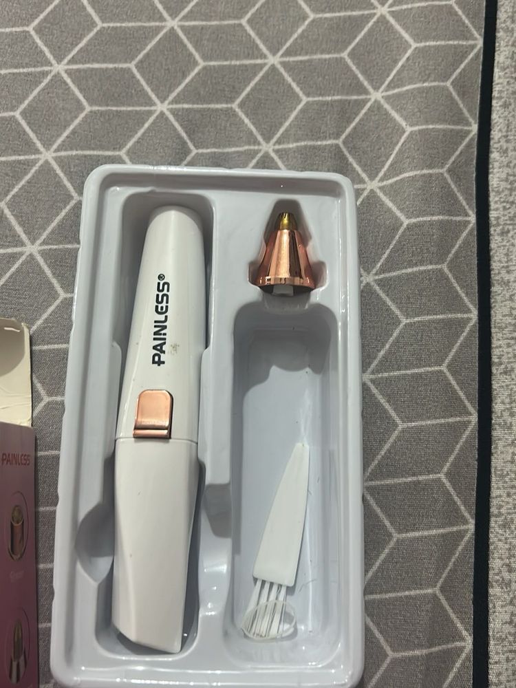 Painless Eyebrow Trimmer for Ladies
