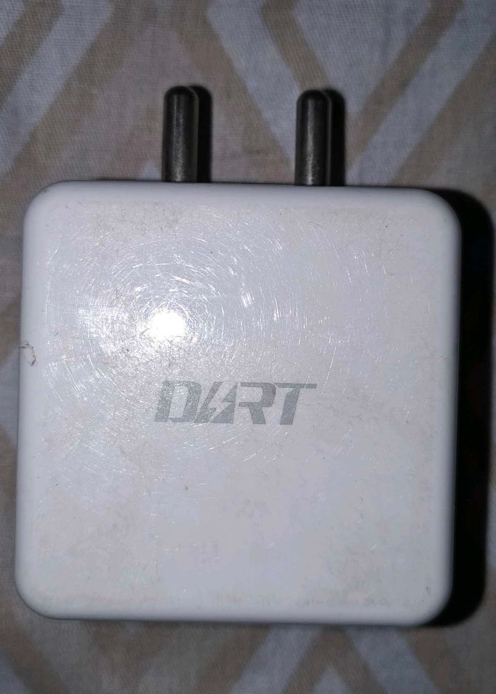 Realme Dart charger