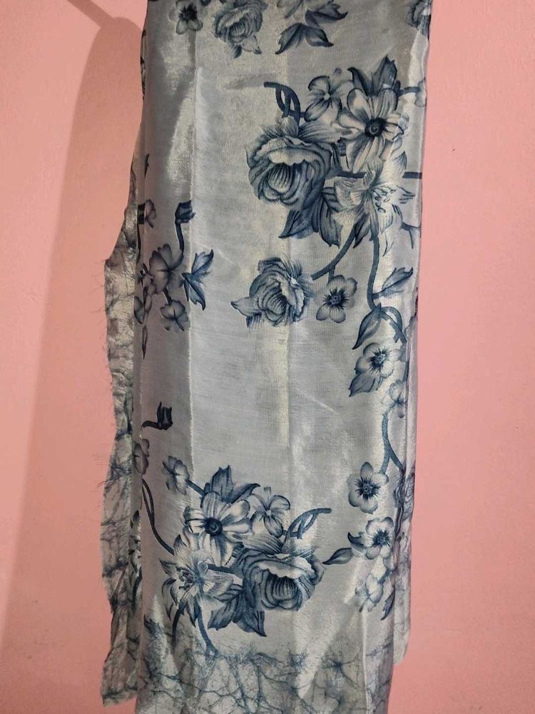 Beautiful Bluish grey Floral Saree