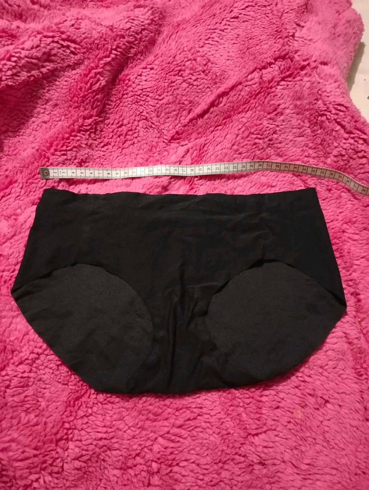 Comfortable Black Briefs