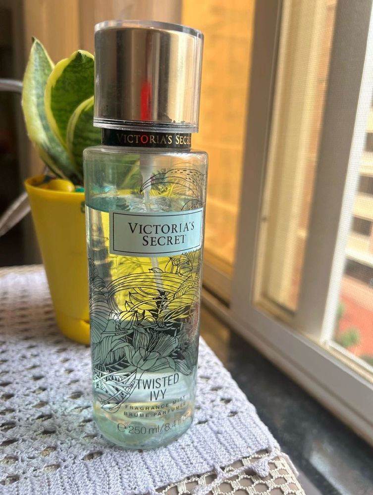 Victoria's Secret Twisted Ivy Fragrance Mist