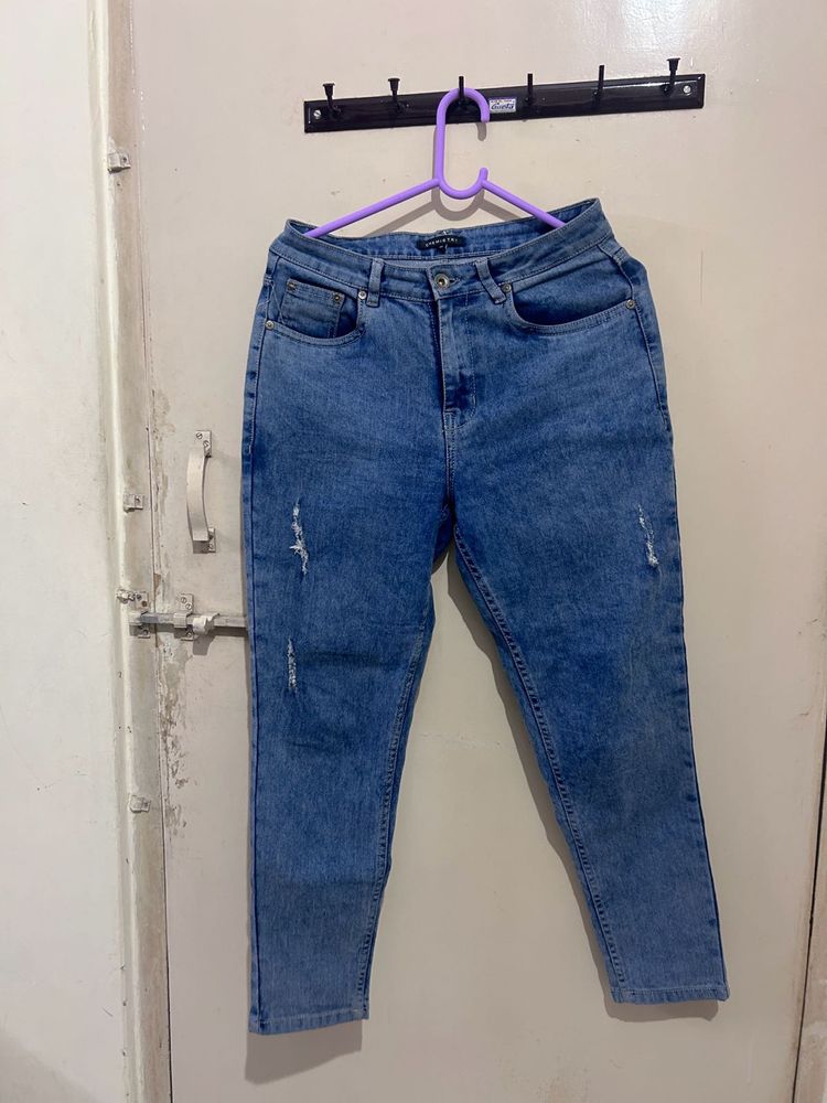 Distressed Mom Jeans Size 28