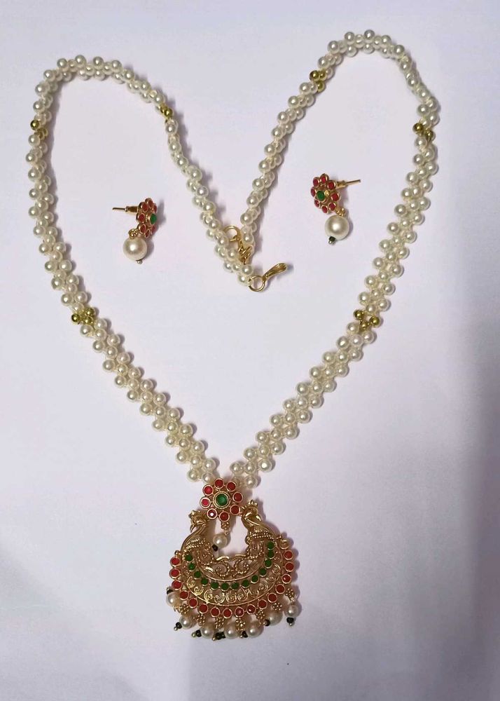 Pearl Necklace and Earring Set