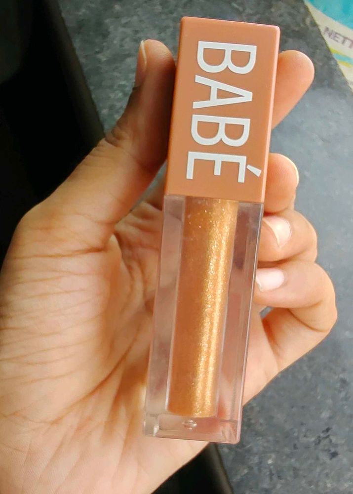 BABE shimmer  Lip Gloss