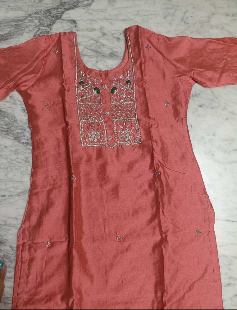 Elegant Peach Embroidered Kurta