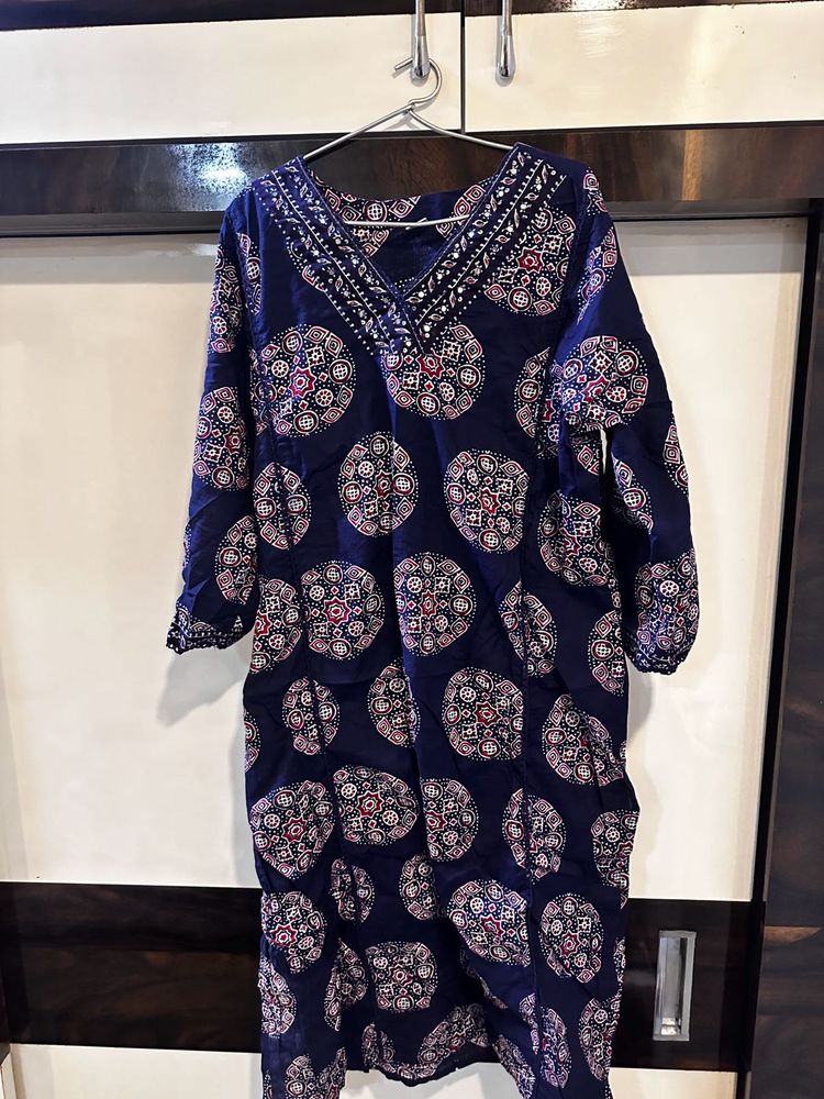 Navy Blue Printed Kurta sets