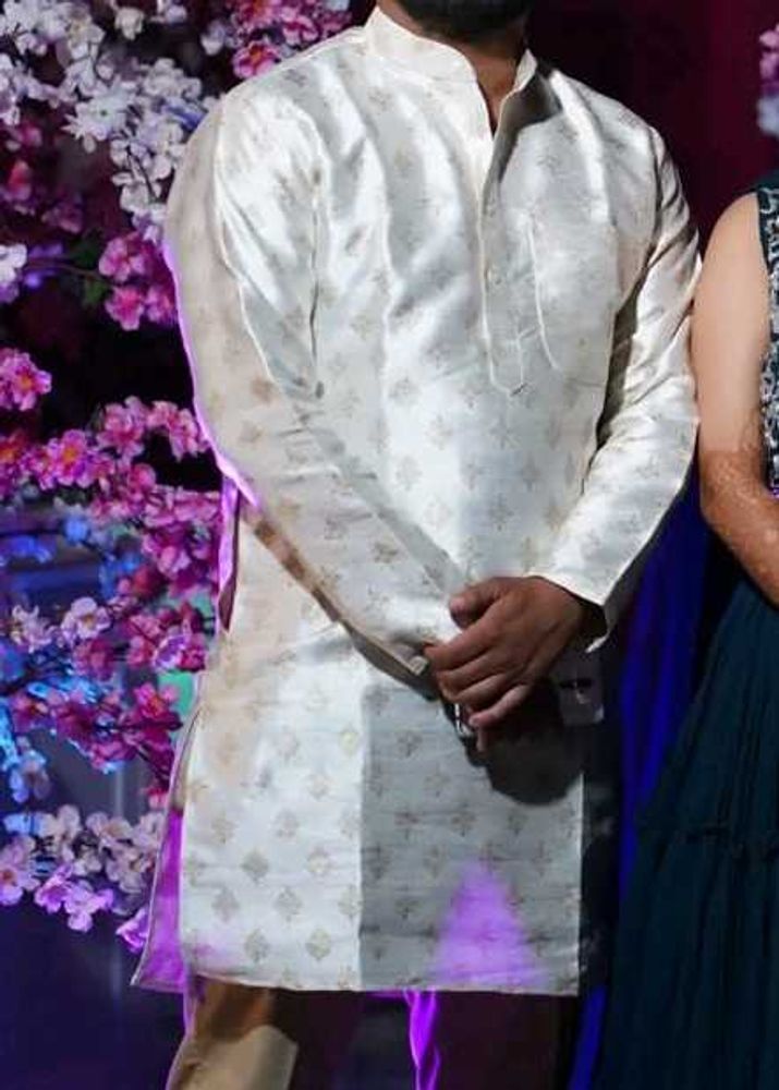 Like New Kurta Only One Time Use
