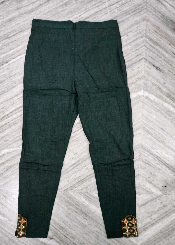 Embroidered Green Leggings