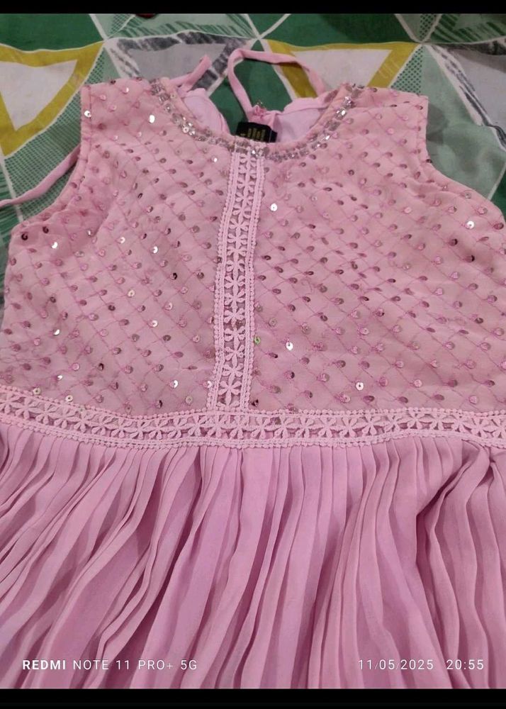 Beautiful Pink Sarara set