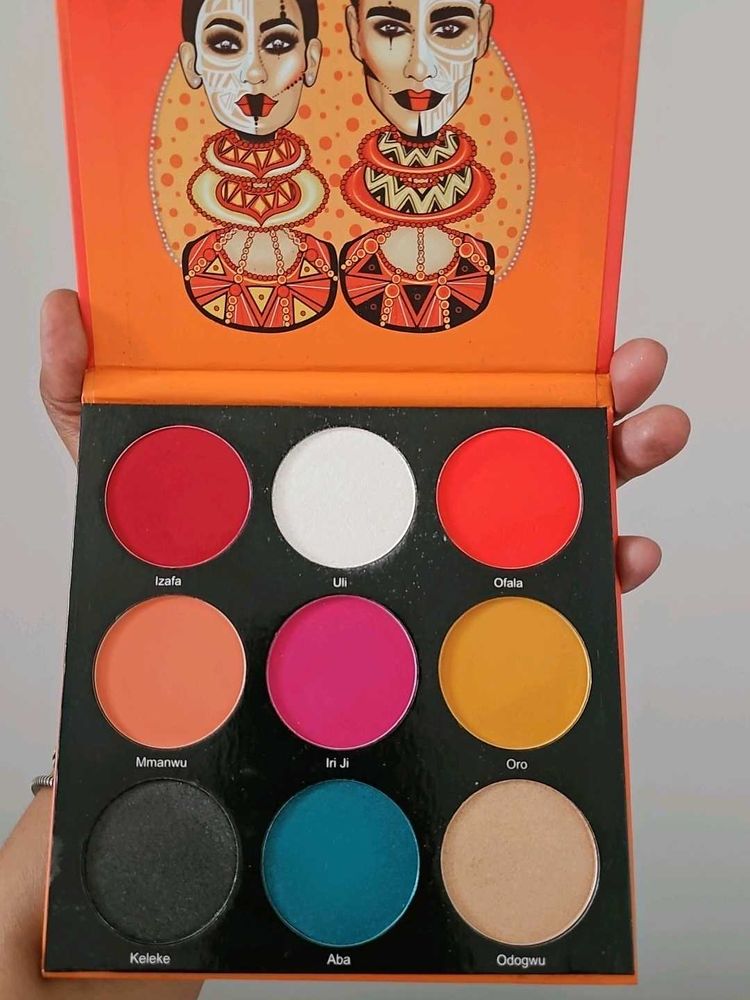 juvia's eyeshadow palatte US brand