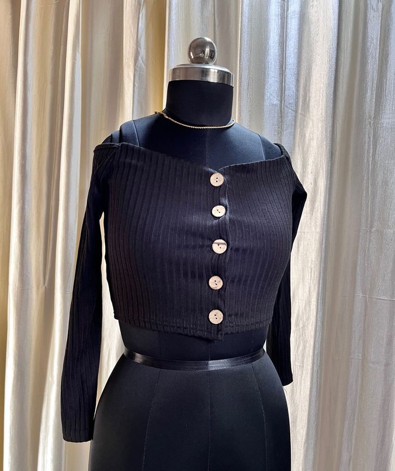 Ribbed Off-Shoulder Button-Up Cropped Top