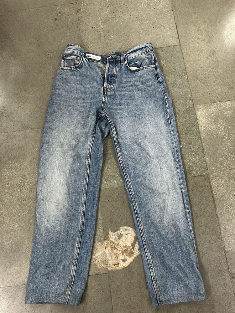 baggy denim jeans for go to outfit