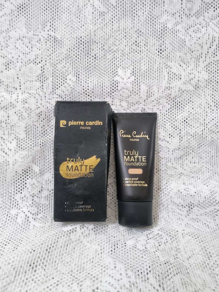 Pierre Cardin Truly Matte Foundation