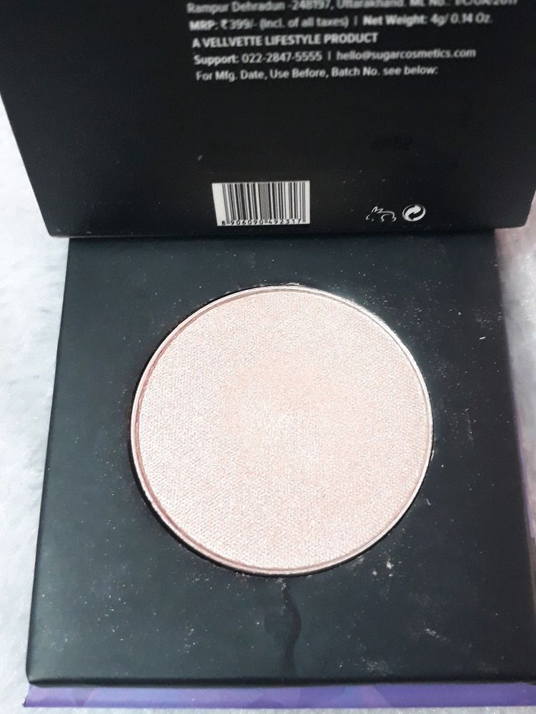 SUGAR Cosmetics Contour De Force Mini Highlighter