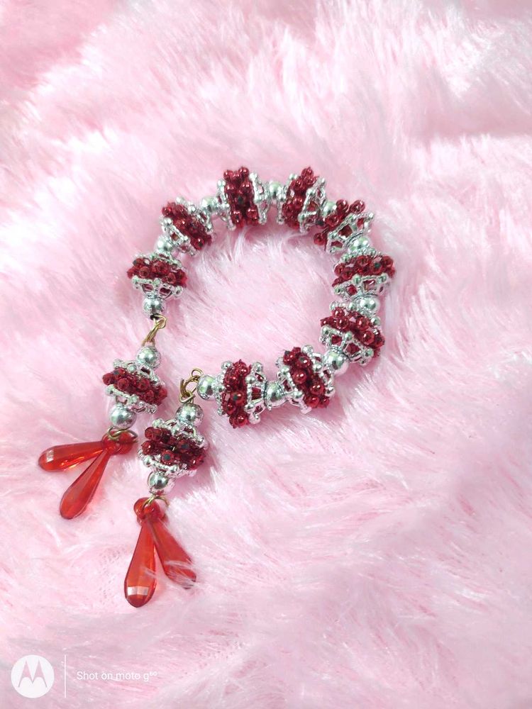 BEAUTIFUL HANDMADE RED &amp; SILVER BRACELET