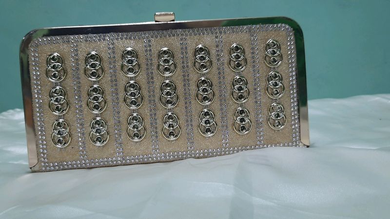Bridal Golden Clutch With Two Detachable Chain