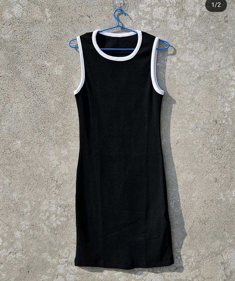 Black Bodycon Dress