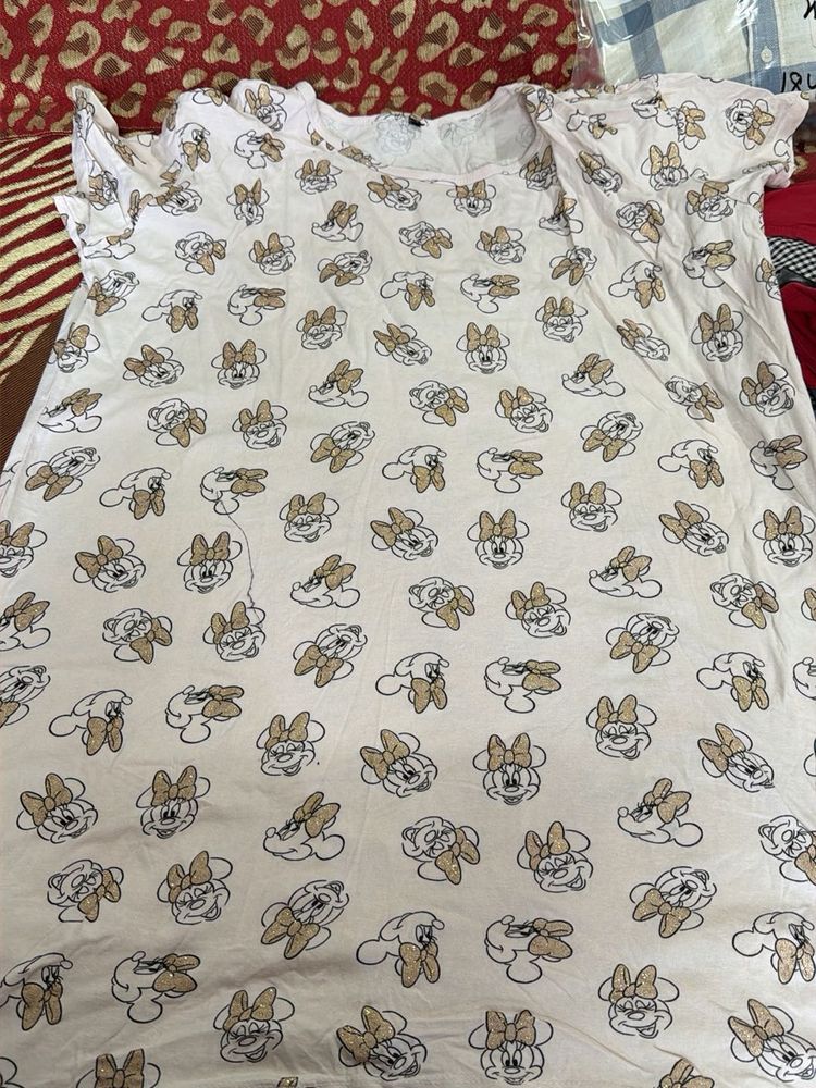 Cute Minnie Mouse Graphic Tee
