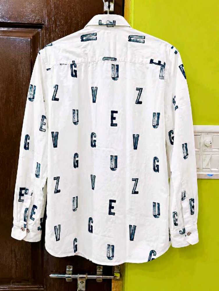 Stylish White Graphic Print Shirt