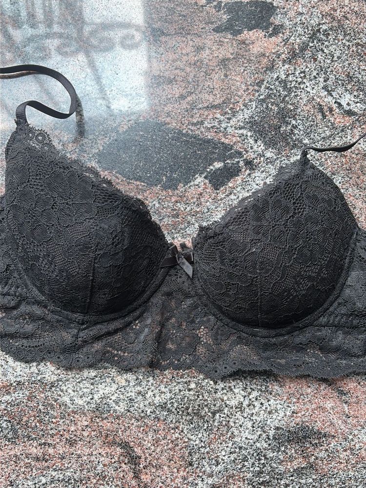 H&amp;M Lace padded Bra