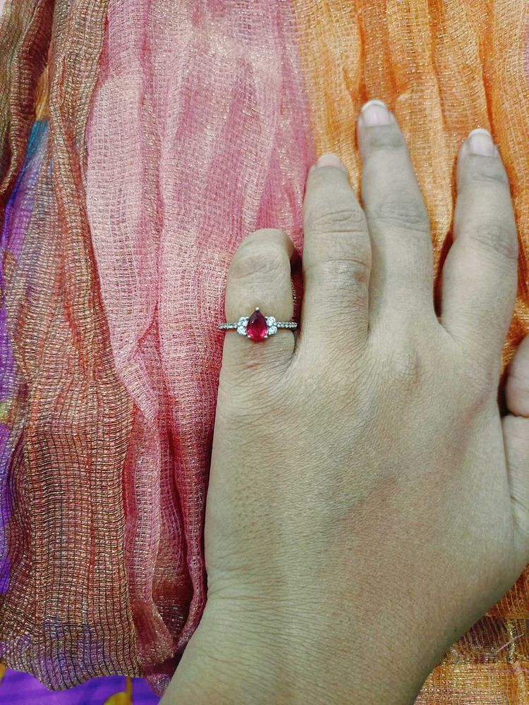 Elegant Red Stone Ring(925 pure silver)