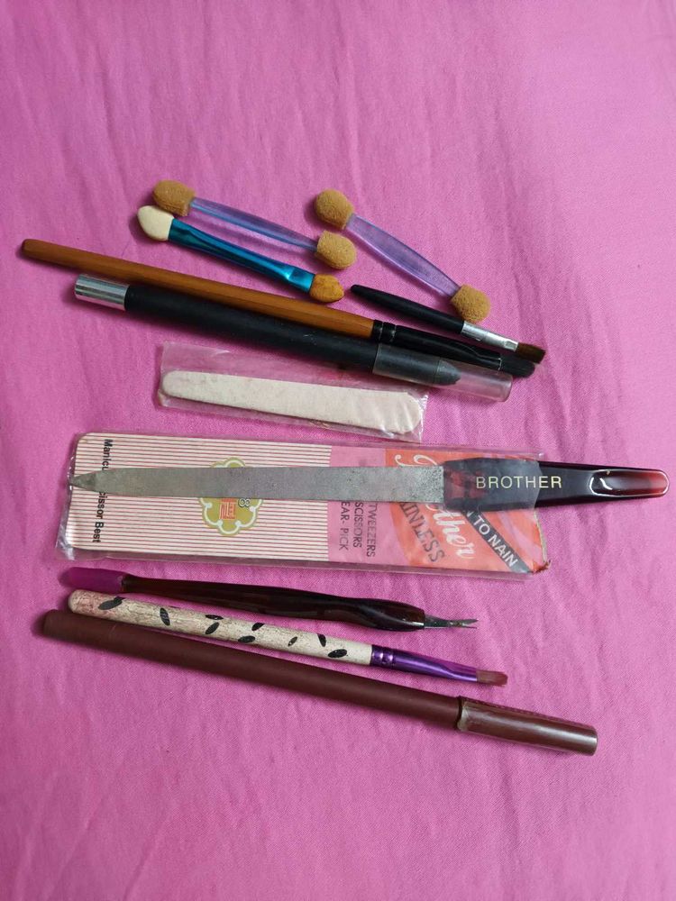 Makeup Accessories